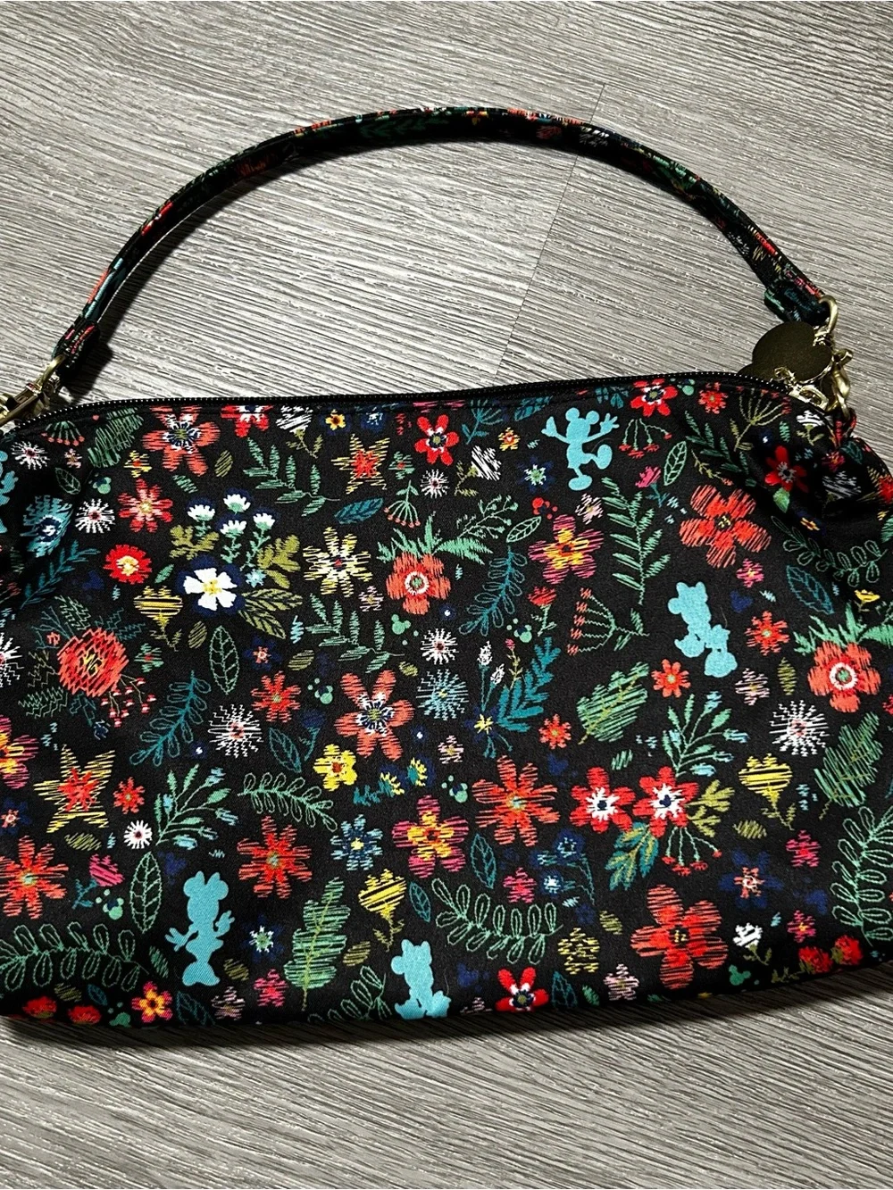 Disney Mickey Mouse JuJuBe Amour des Fleurs Be Quick Wristlet Clutch Purse